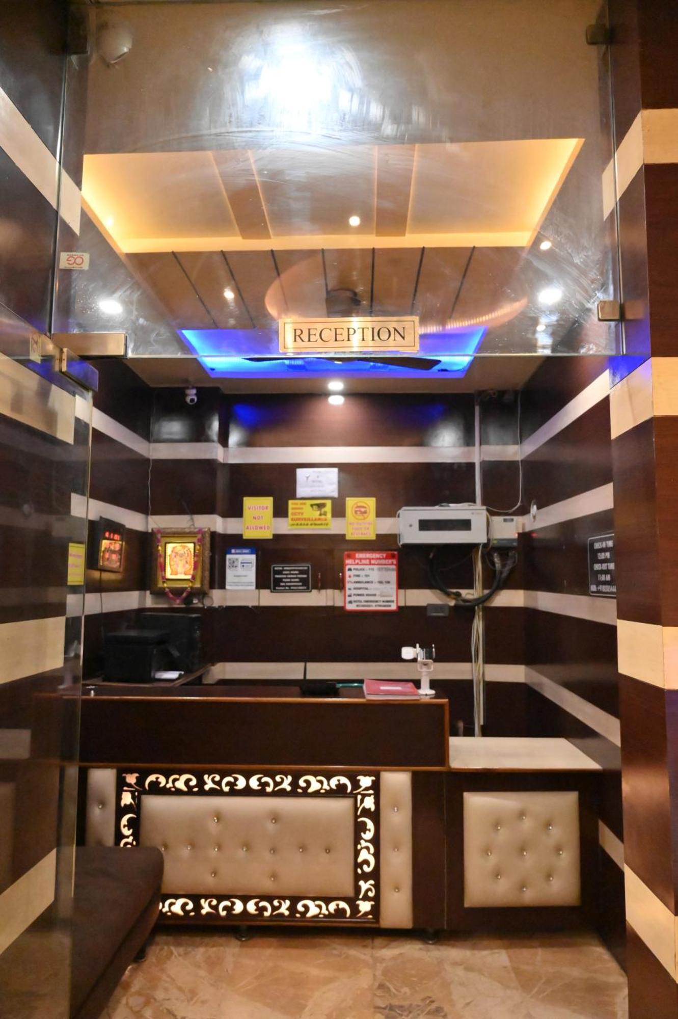 Hotel Riddhi Regency Lucknow Exterior foto